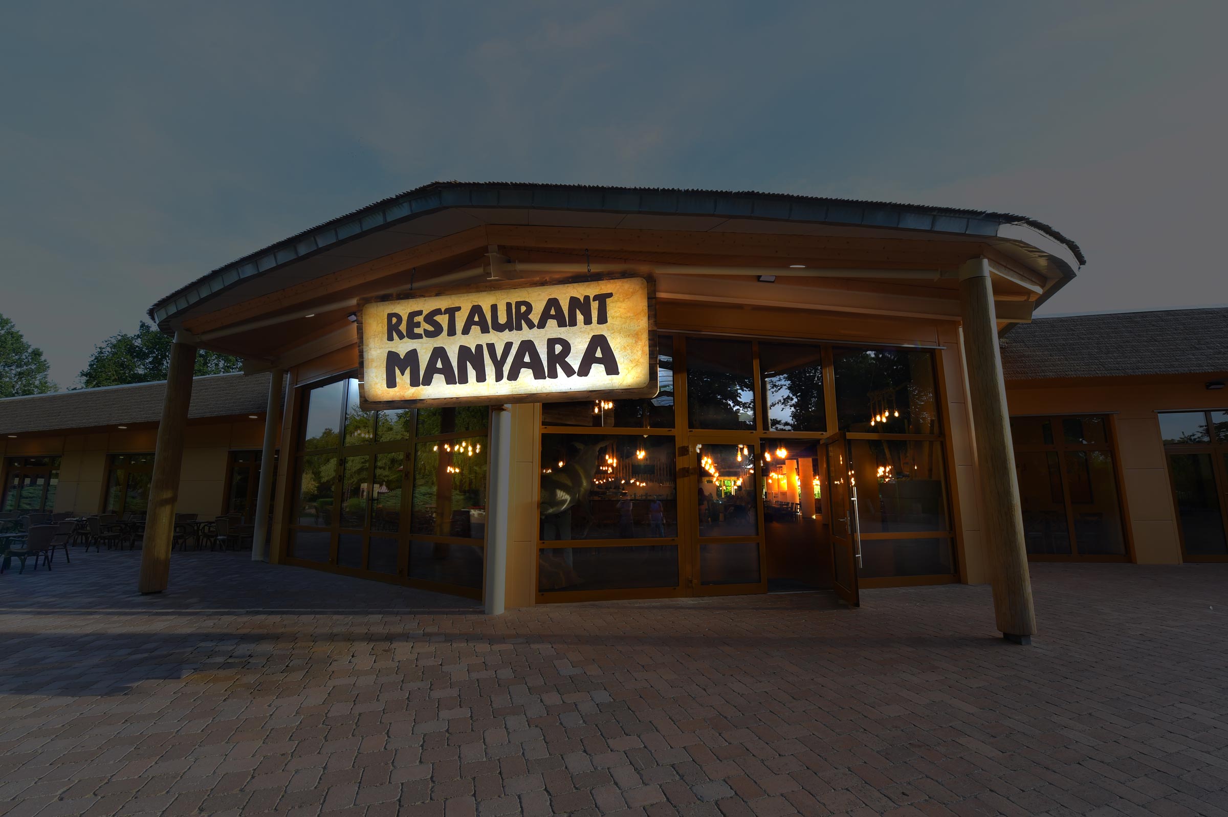 Manyara-dunkel.jpg